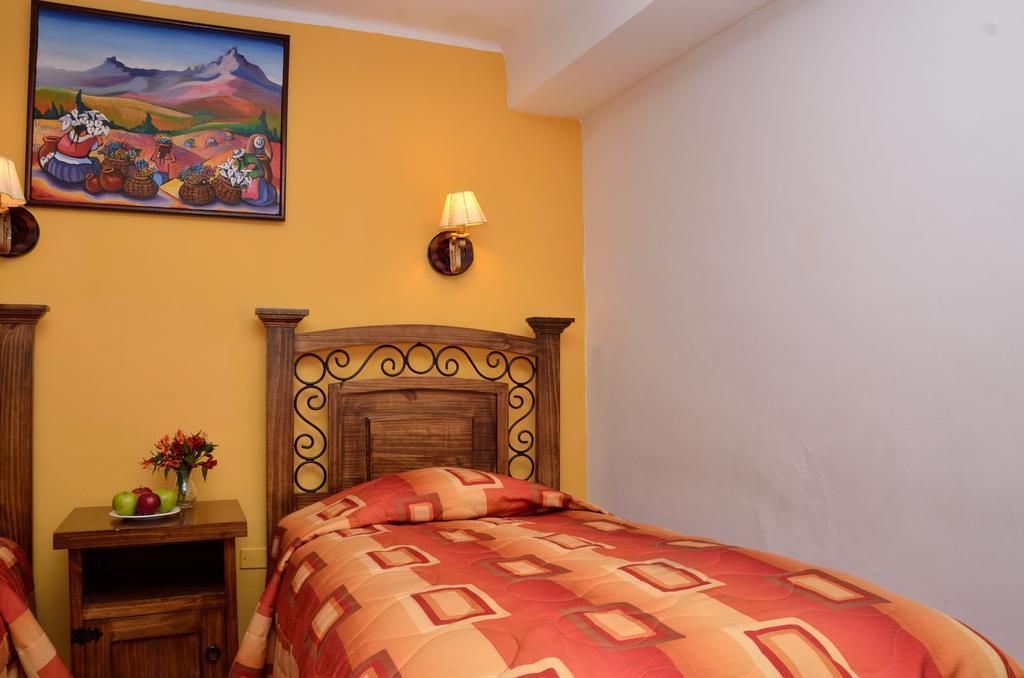 Hotel Hostal Mallqui Cuzco Esterno foto